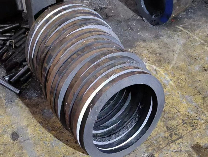 河西30CrMo无缝钢管切割